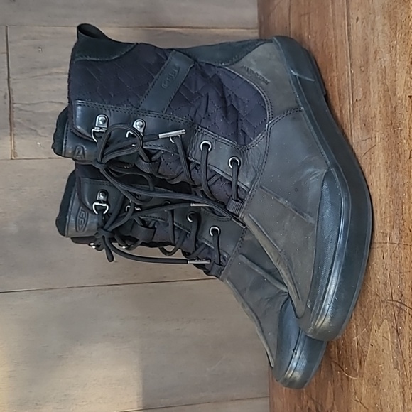 Keen Boots Women's sz 8.5 Black Elsa ll Waterproof Lace Up Winter Boots - Picture 1 of 11